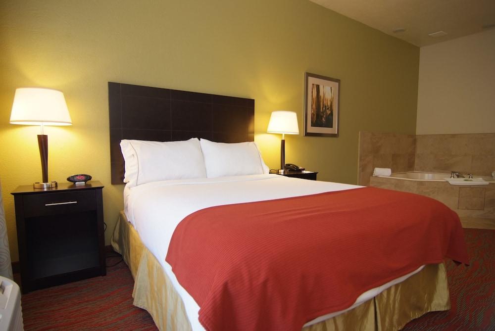 Holiday Inn Express & Suites Indianapolis North - Carmel By Ihg Exteriör bild
