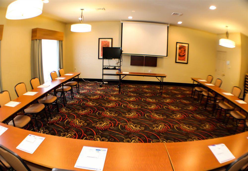 Holiday Inn Express & Suites Indianapolis North - Carmel By Ihg Exteriör bild