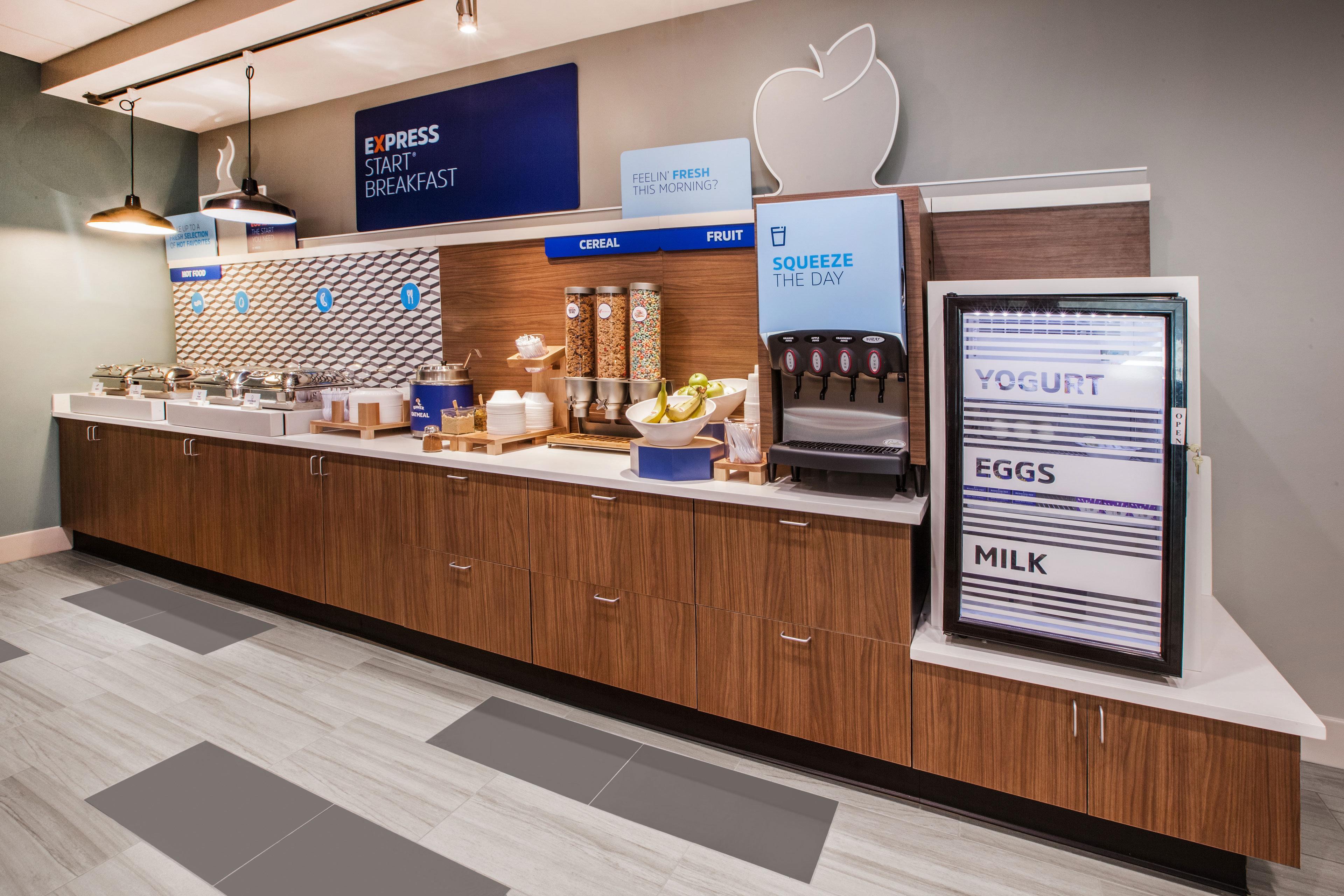 Holiday Inn Express & Suites Indianapolis North - Carmel By Ihg Exteriör bild