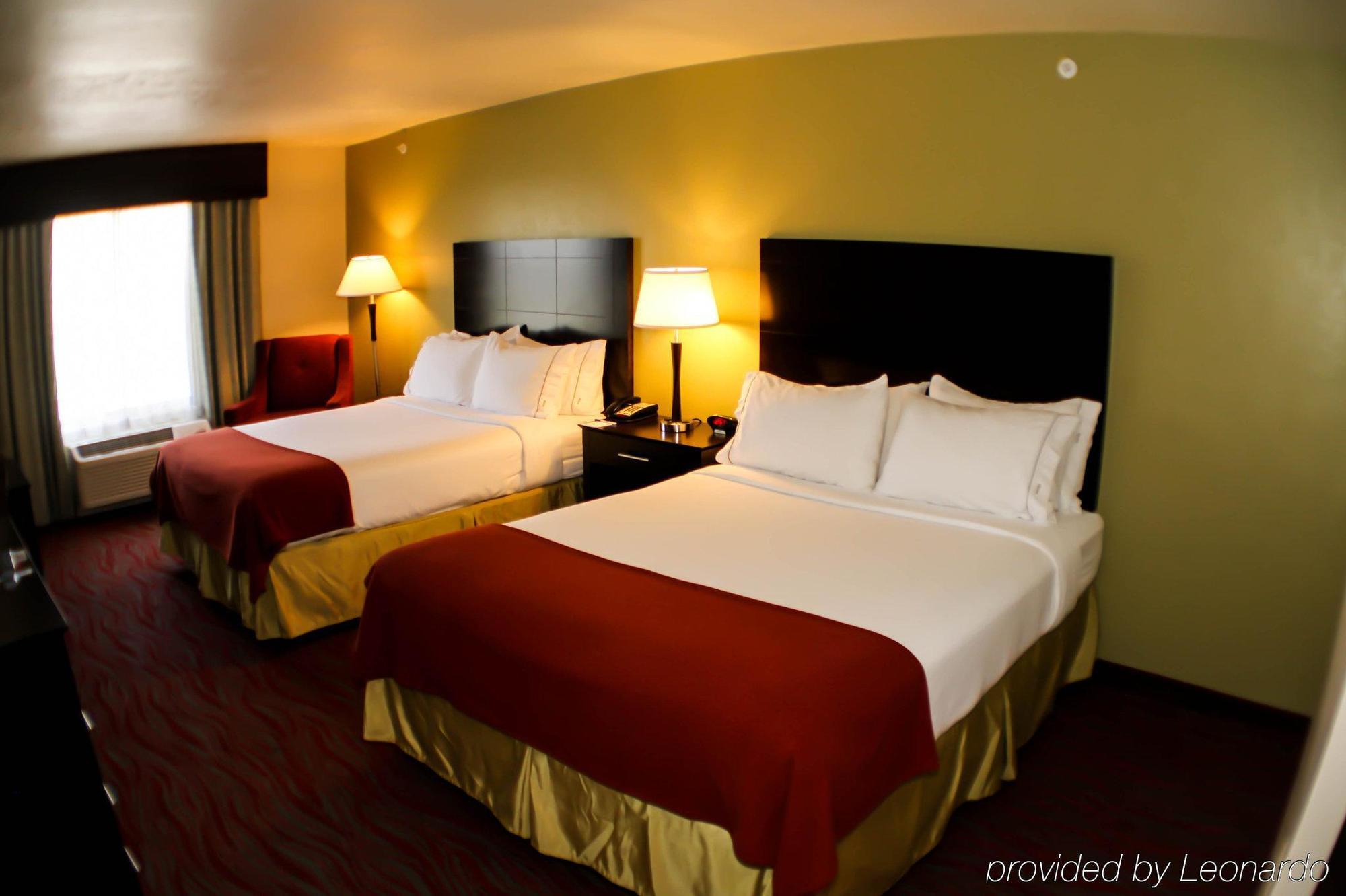 Holiday Inn Express & Suites Indianapolis North - Carmel By Ihg Exteriör bild