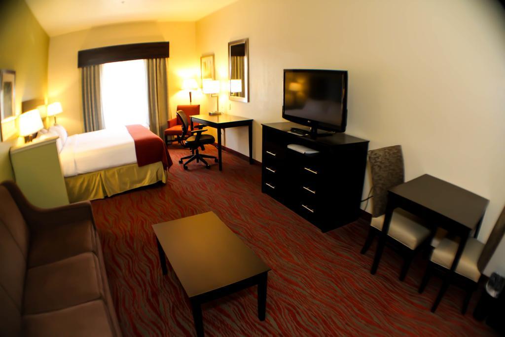 Holiday Inn Express & Suites Indianapolis North - Carmel By Ihg Exteriör bild