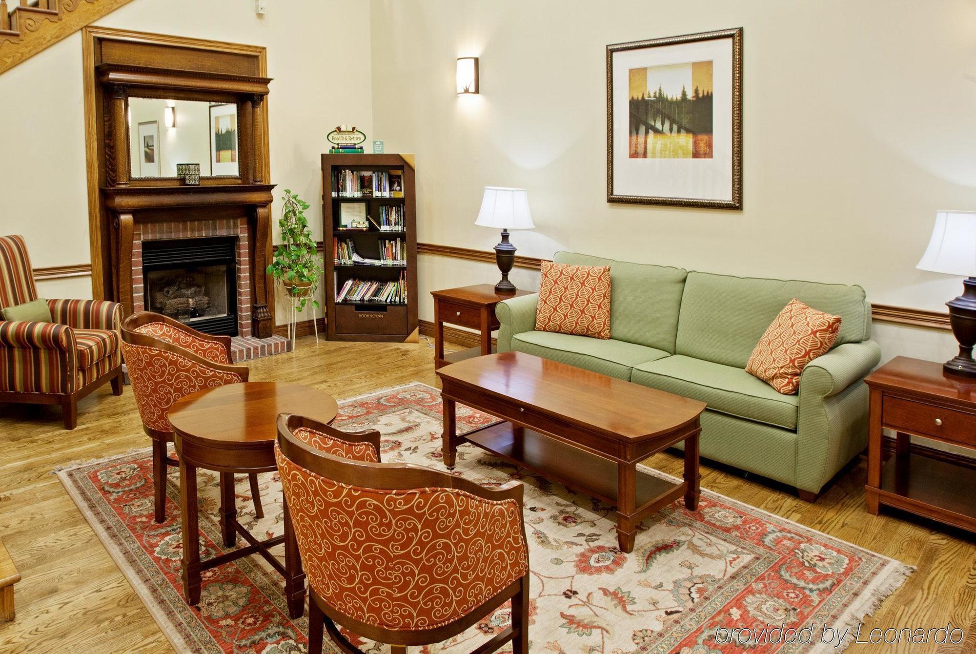 Holiday Inn Express & Suites Indianapolis North - Carmel By Ihg Exteriör bild