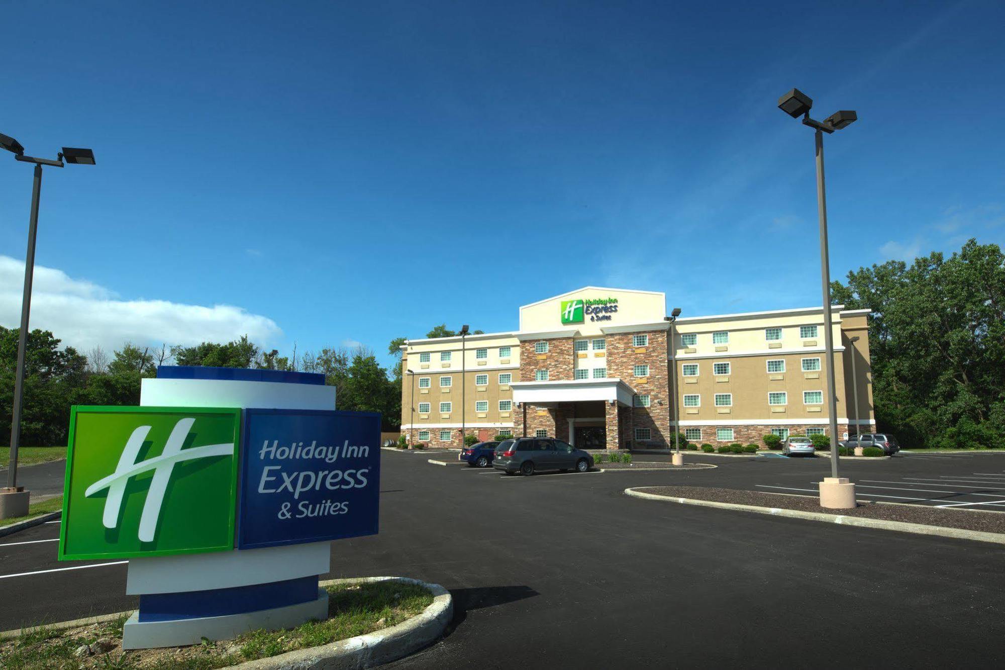 Holiday Inn Express & Suites Indianapolis North - Carmel By Ihg Exteriör bild