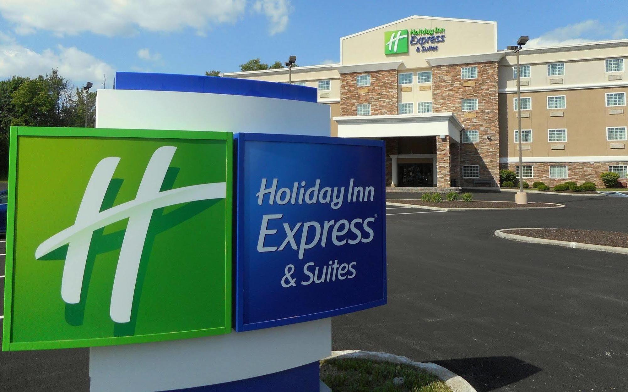 Holiday Inn Express & Suites Indianapolis North - Carmel By Ihg Exteriör bild