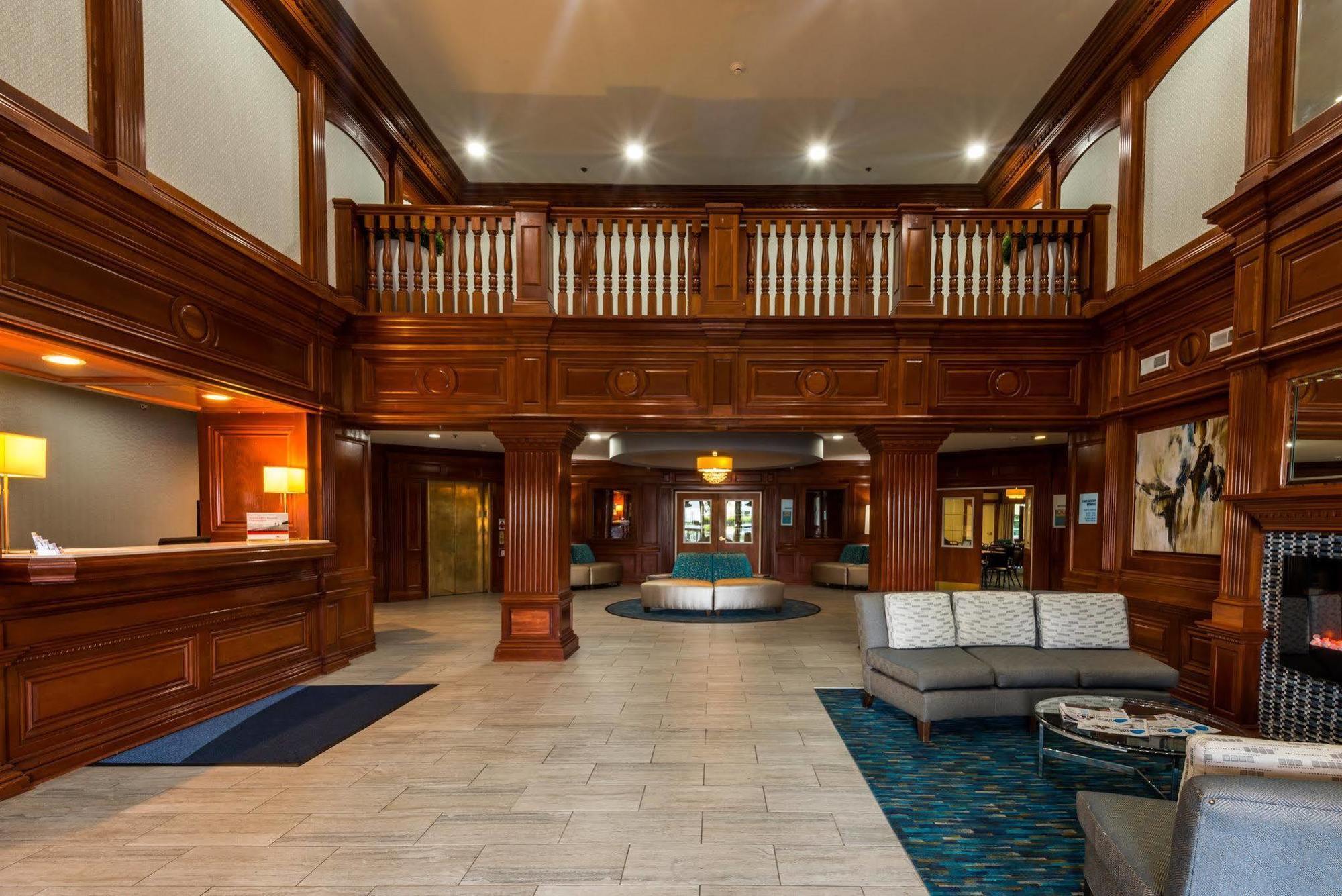 Holiday Inn Express & Suites Indianapolis North - Carmel By Ihg Exteriör bild