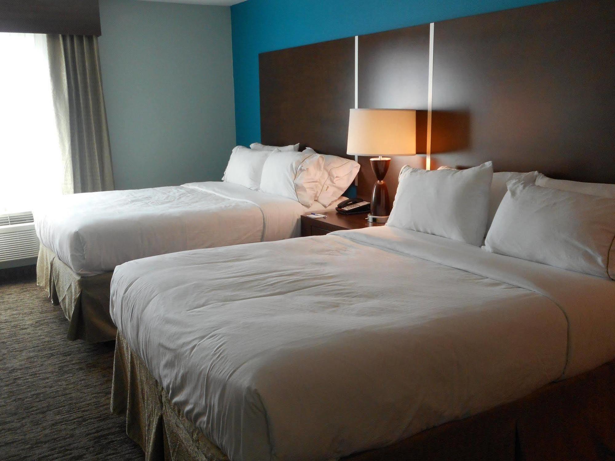 Holiday Inn Express & Suites Indianapolis North - Carmel By Ihg Exteriör bild