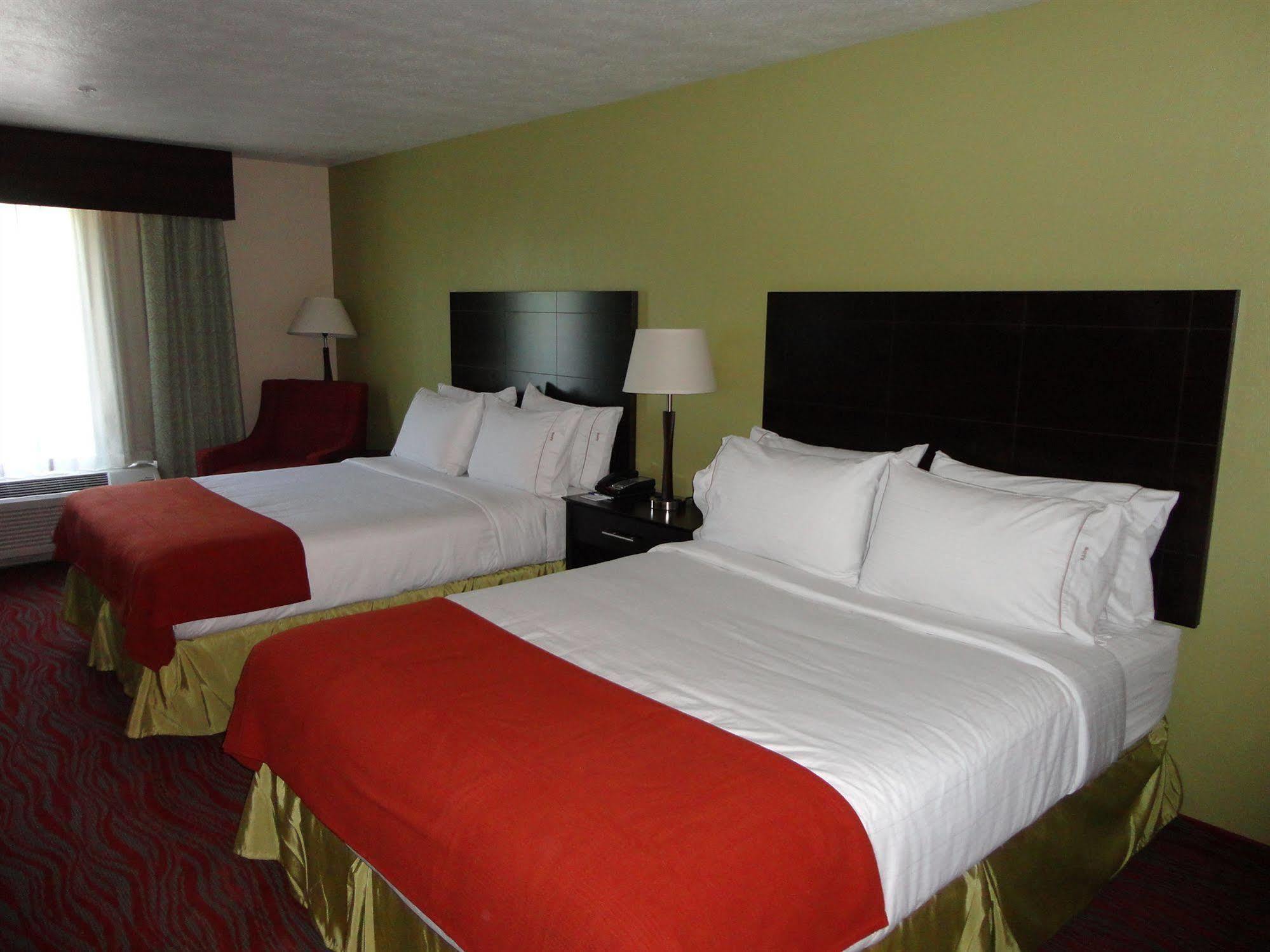 Holiday Inn Express & Suites Indianapolis North - Carmel By Ihg Exteriör bild