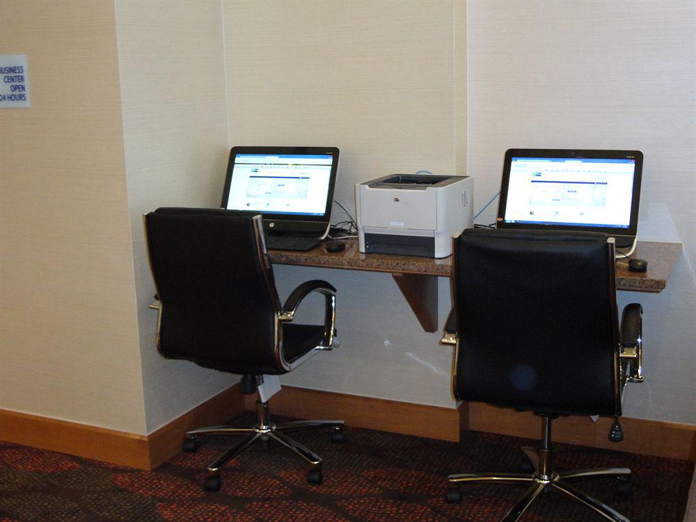 Holiday Inn Express & Suites Indianapolis North - Carmel By Ihg Exteriör bild